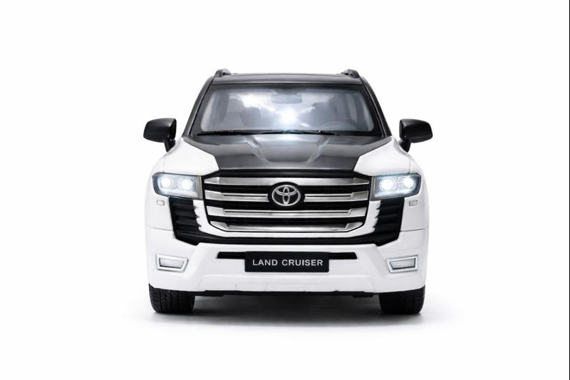 Toyota Land Cruiser 1:32 Diecast Model Car Dubai | 1:32 Toy
